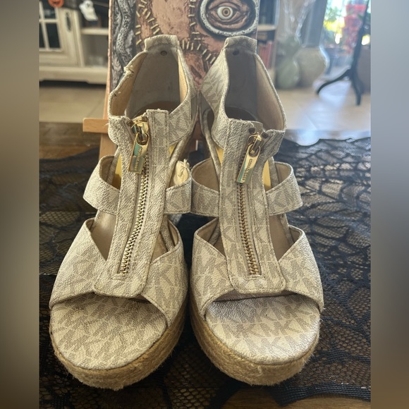 Michael Kors Logo Wedges - Picture 7 of 8